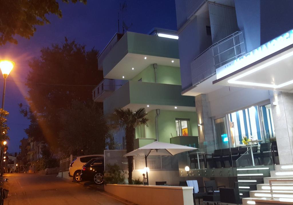 Residence Diffuso Arcobaleno Gabicce Mare Exterior photo